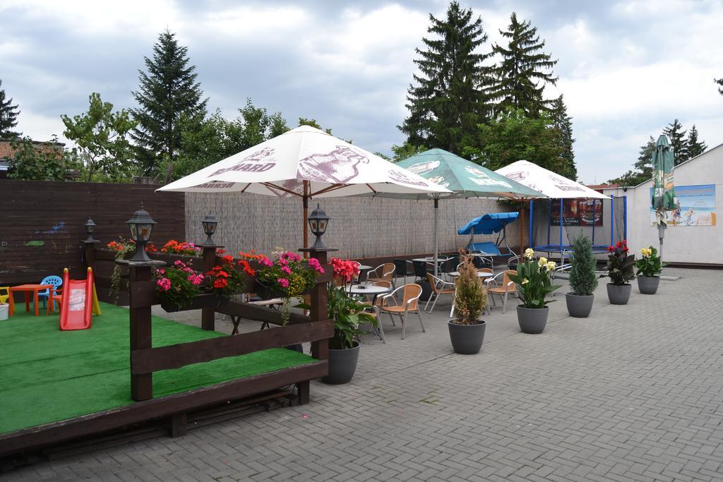 Penzion A Restaurace U Konicka Prostějov Kültér fotó