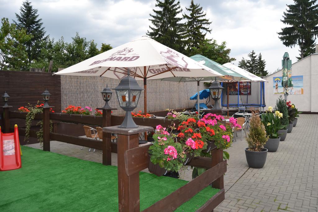 Penzion A Restaurace U Konicka Prostějov Kültér fotó