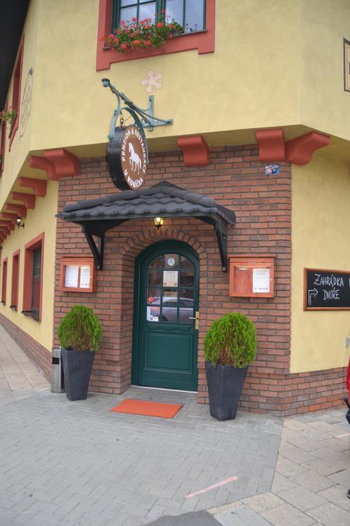 Penzion A Restaurace U Konicka Prostějov Kültér fotó